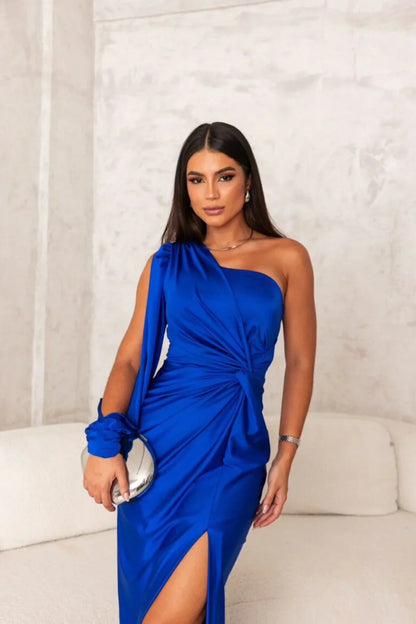 Alison - Elegant Slit Maxi-Dress