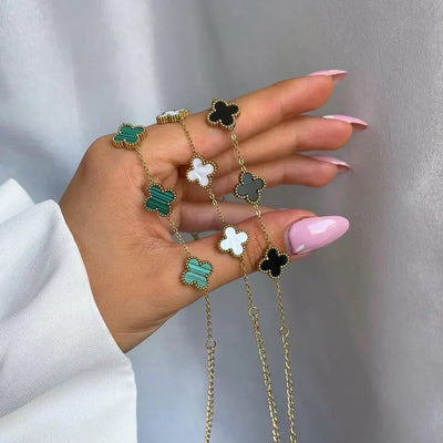 مجموعة أساور ثلاثية من نبات البرسيم