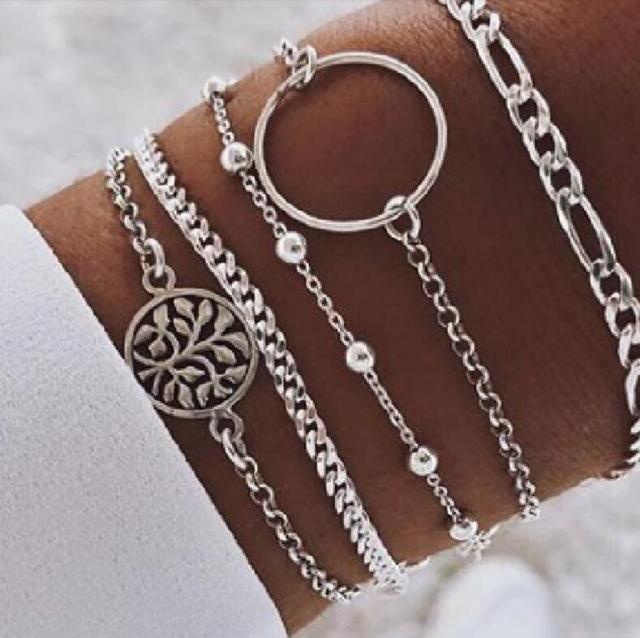 مجموعة مميزة من 5 أساور فريدة